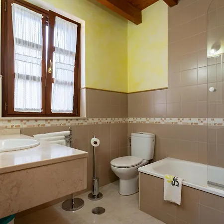 Aldea Salguero Летний дом